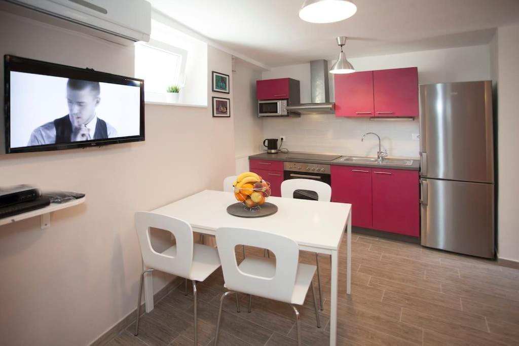 Brand New Damir In Center Apartmán *