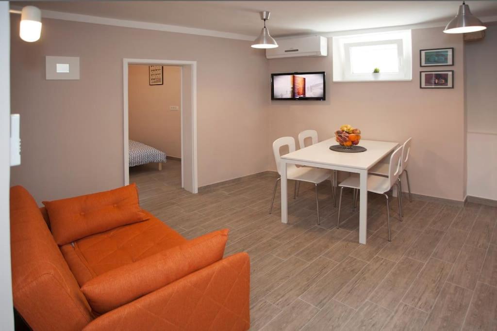 Brand New Damir In Center Apartmán